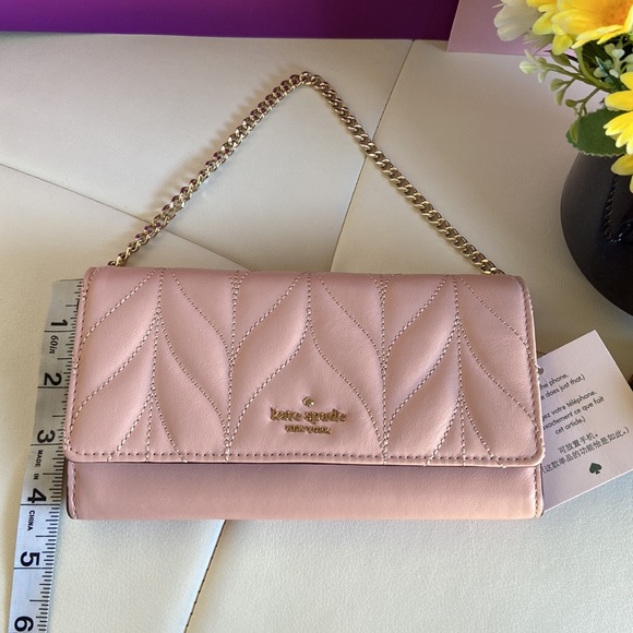 NWT KATE SPADE NEW YORK Milou Briar Lane Quilted Wallet & Phone Holder - Picture 2 of 14